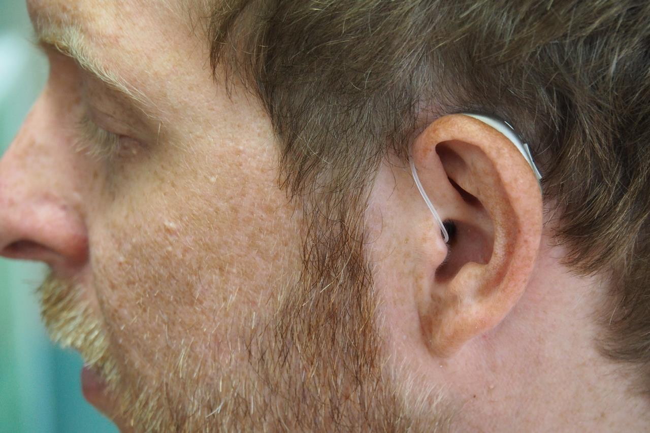 Czy można wykonać zabieg chirurgiczny ucha w przypadku suppuration?